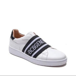 BCBGENERATION OBIE WOMENS LOGO SLIP ON FASHION SNEAKERS